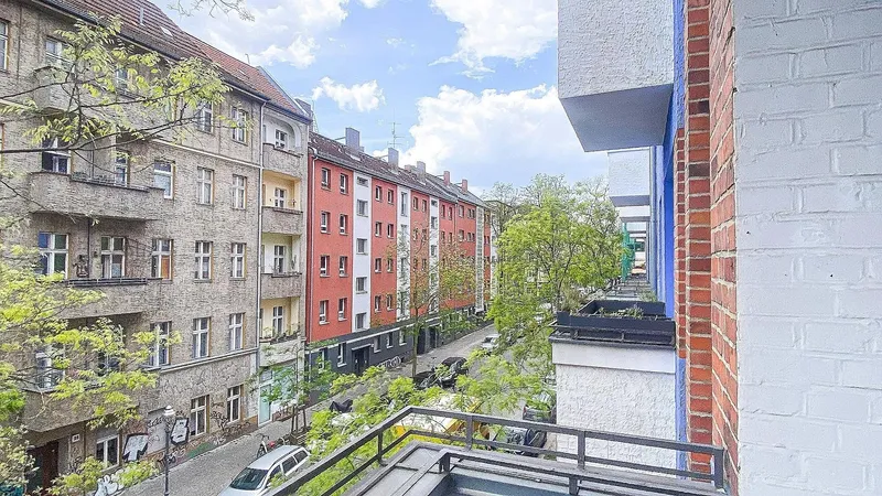 2-Zimmer-Wohnung mit EBK und Balkon, 54 m², zentral in Berlin-Neukölln — photo 1